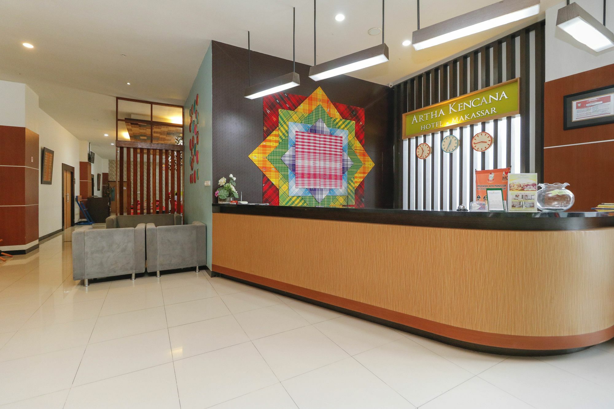 Reddoorz Plus Near Pantai Losari Makassar Exterior foto